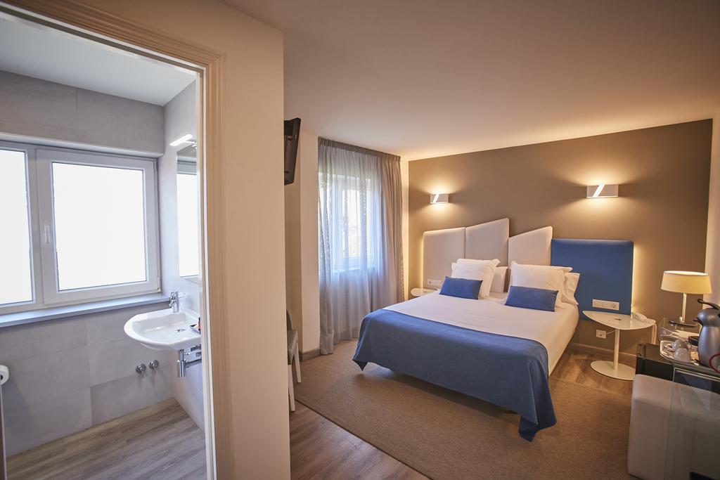 Hotel Boa Vista Viveiro Kültér fotó
