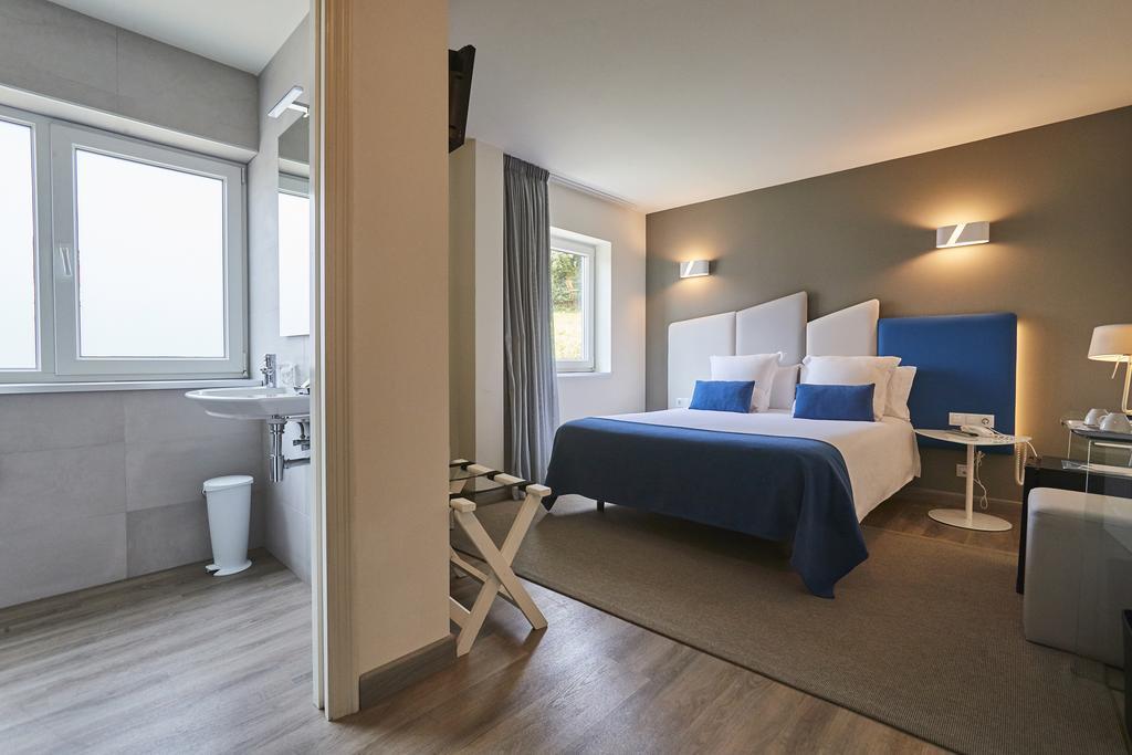 Hotel Boa Vista Viveiro Kültér fotó