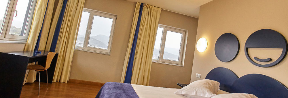 Hotel Boa Vista Viveiro Kültér fotó